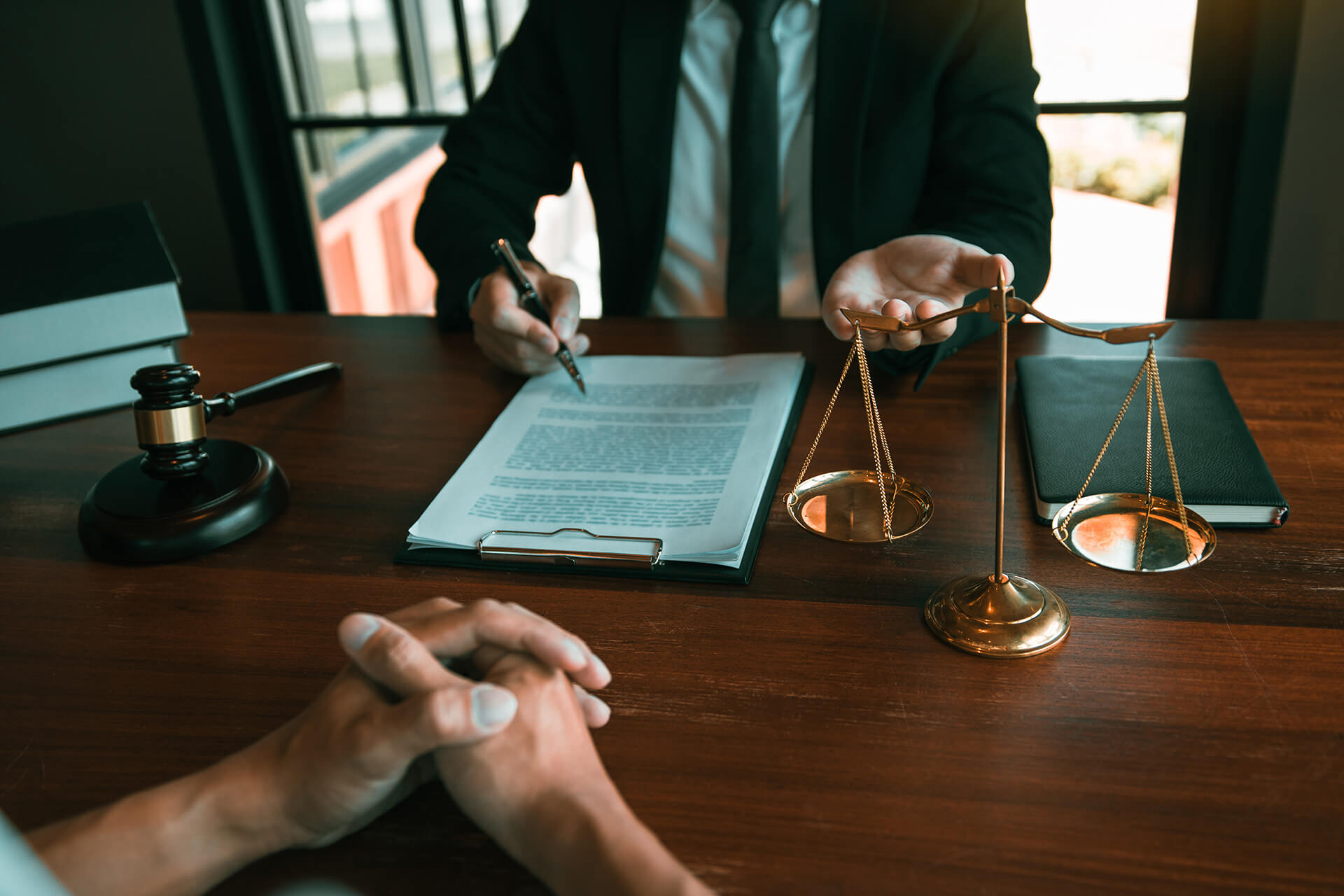 abogados derecho de seguros en Tavernes Blanques