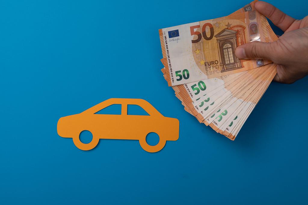 Coche financiado con dinero para explicar la reserva de dominio en Castellón