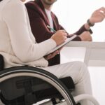 Hacienda elimina una deducción por discapacidad: qué hacer si el certificado está caducado